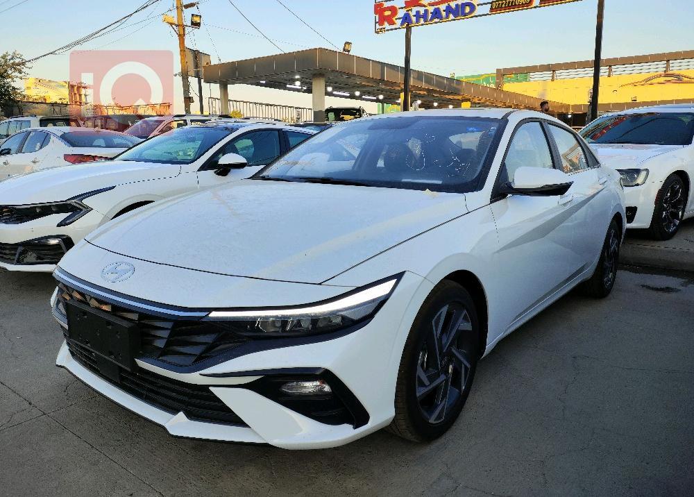 هیوندای ئەلەنترا